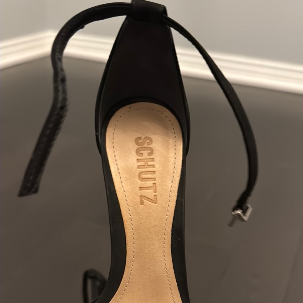 Schutz Black Women's Heels - Picture 4 of 6
